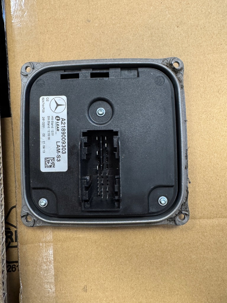 фото №1, Mercedes преобразователь a218 900 9303