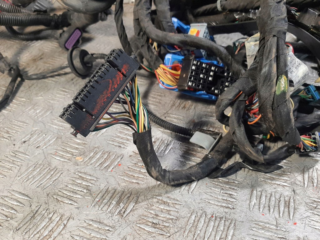 фото №7, Chevrolet silverado 12r жгут электропроводка панели