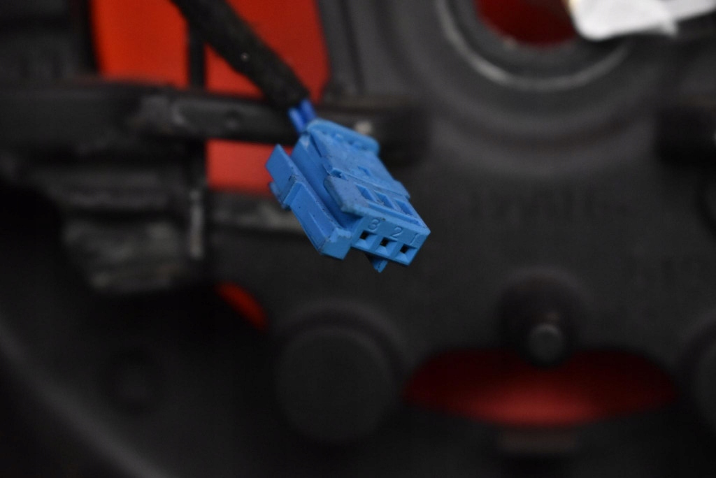 Кермо  багатофункціональний 96750123zd peugeot 208 1 1 12-16 Зі Шроту