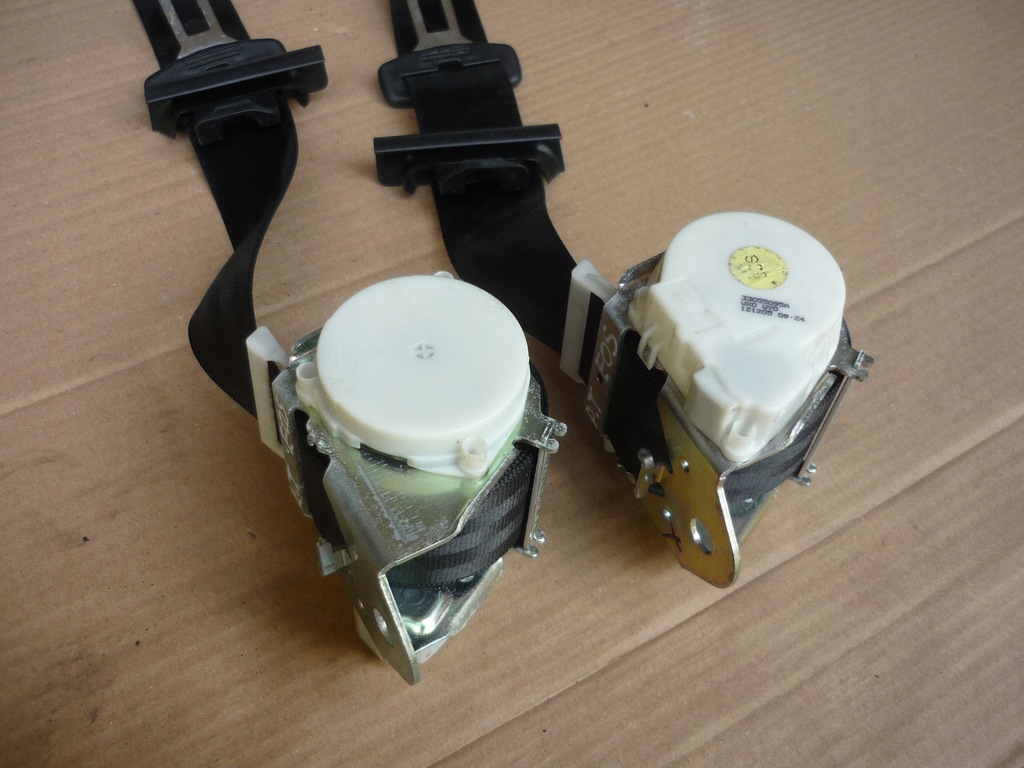 фото №5, Ремені задня vw eos чорні комплект 1q0857805 1q0857806