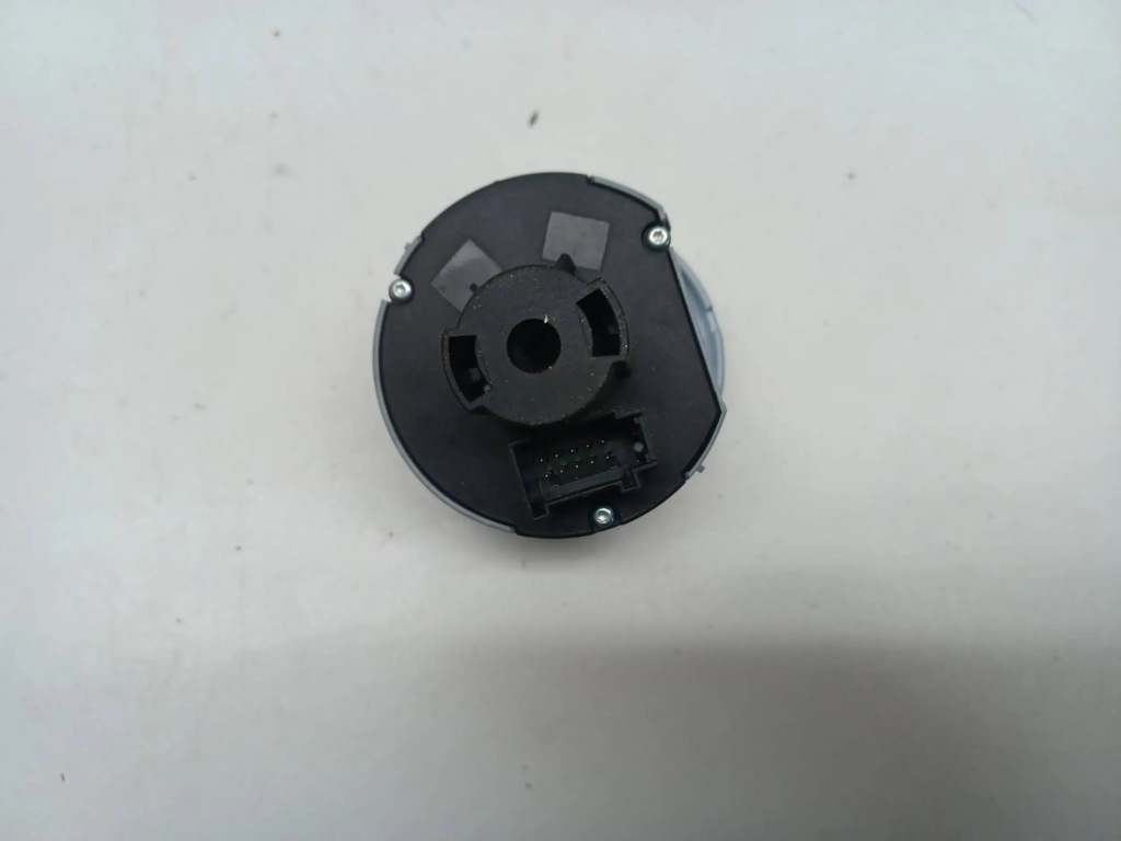 фото №1, Skoda yeti перемикач світла