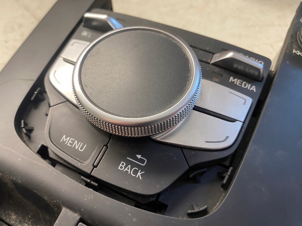 фото №9, Audi a3 8v панель керування mmi 8v0919614l