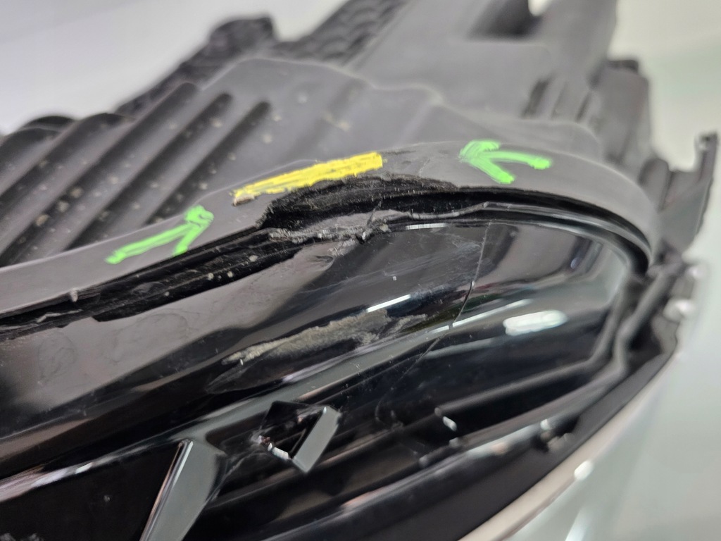 фото №15, Лампа передняя правая volkswagen touareg led 761941082