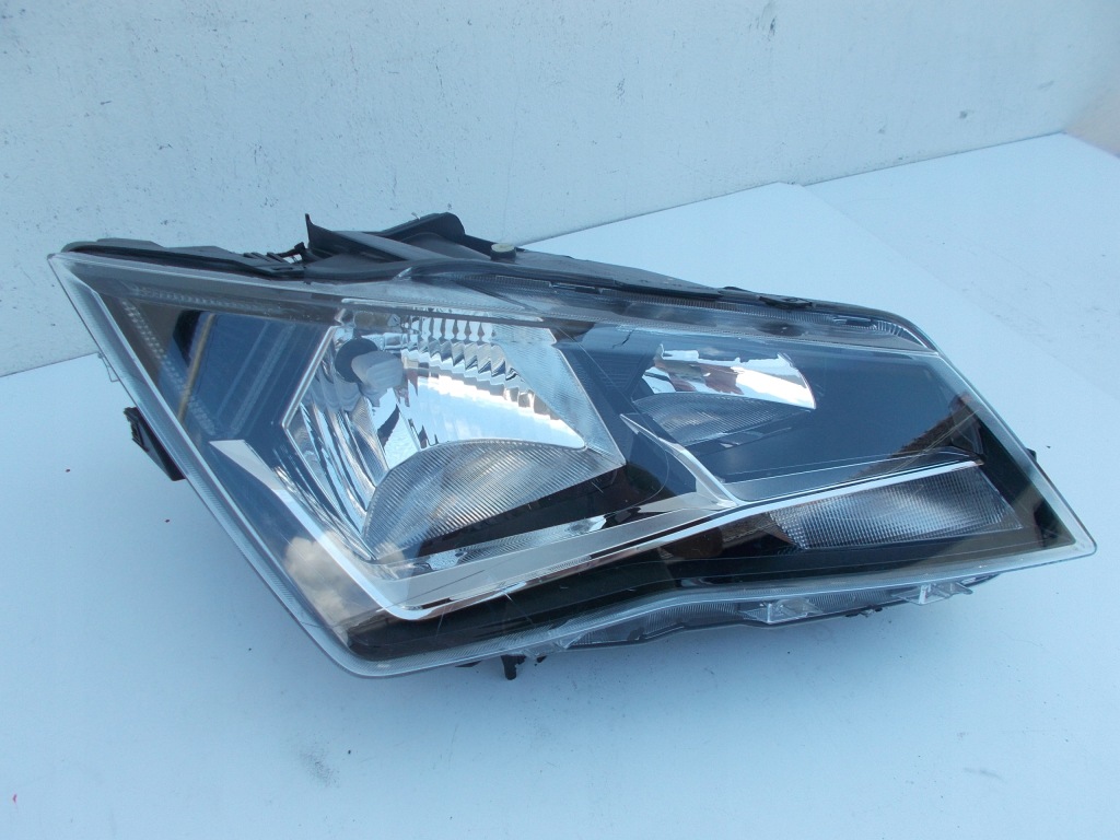 Фара фара seat ateca led правий Доставка