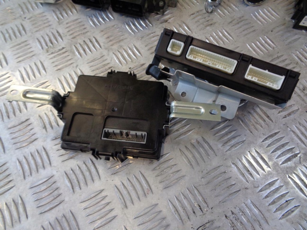 фото №6, Бортовий комп'ютер набір імобілайзер запуск suzuki kizashi 2.4 09-