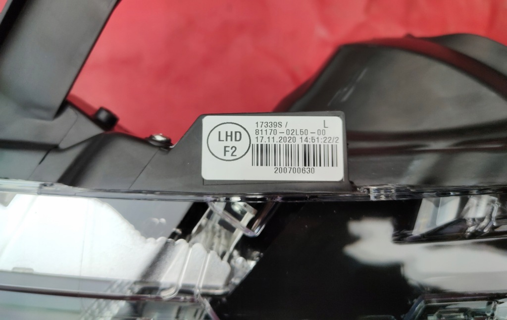 Toyota corolla e16 рестайлинг  фара фара led левая новая оригинал Недорого