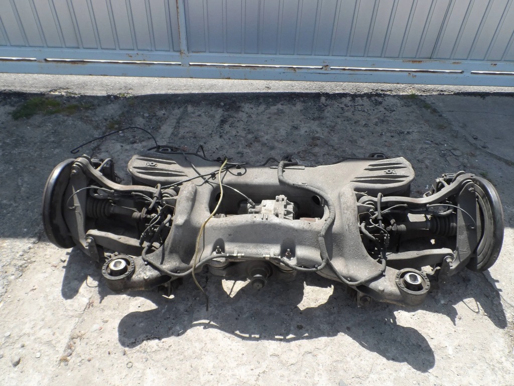 фото №1, Подвеска задняя балка подрамник range vogue l405 4.4