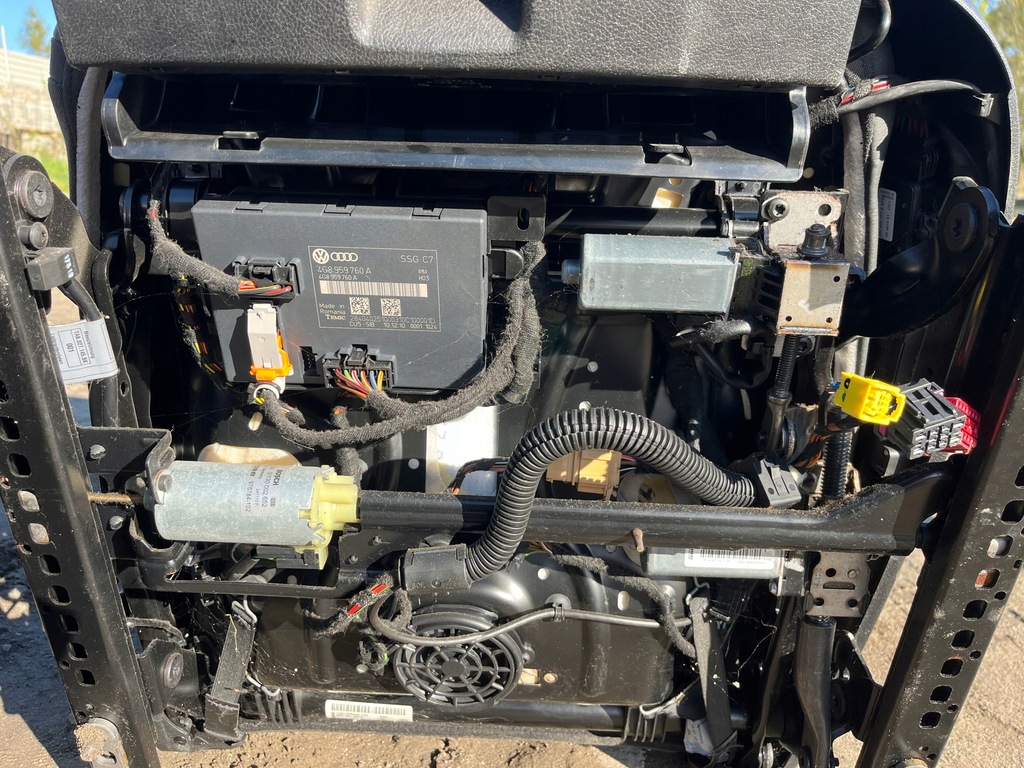 фото №10, Сиденья заднее сиденье кожа чёрные электрический вентилируемые подогрев a7 4g