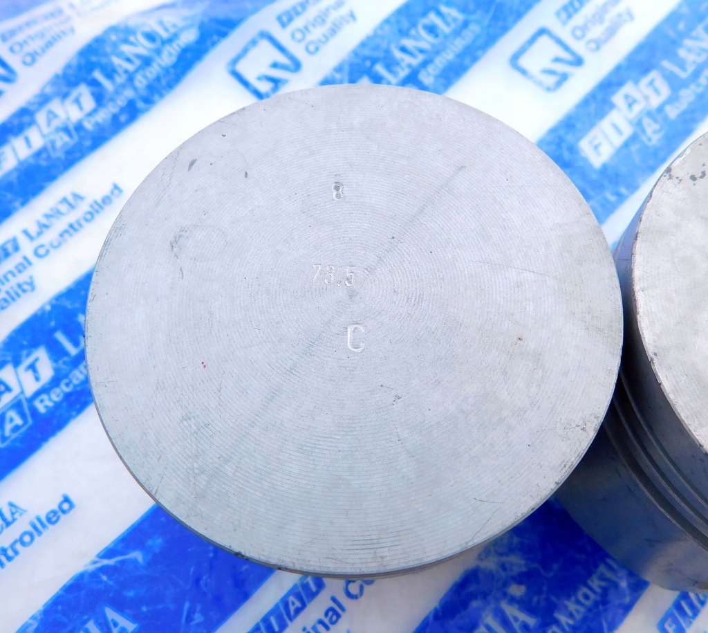 фото №8, Новый набор ремонтный двигателя поршни цилиндры 600 600ccm sel c fiat 126p 126