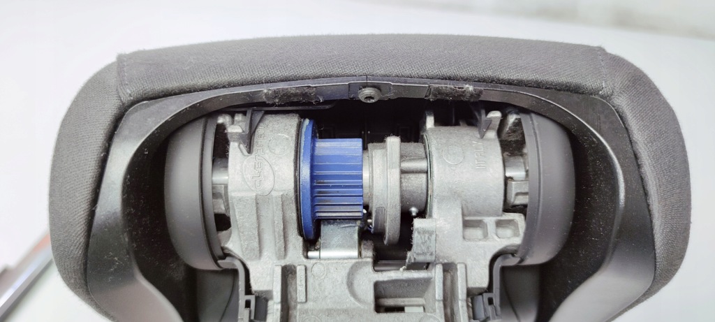 фото №6, Подлокотник бардачок перед материал audi a6 c7