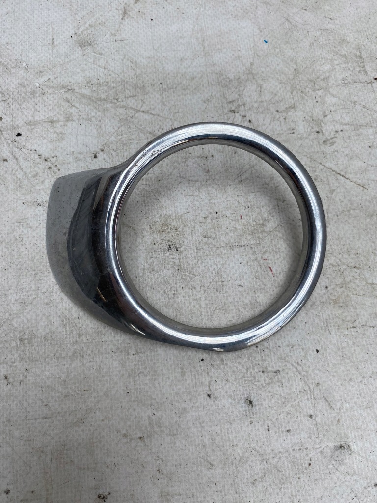 фото №1, Citroen ds3 решётка рамка противотуманной фары левая 9675348177