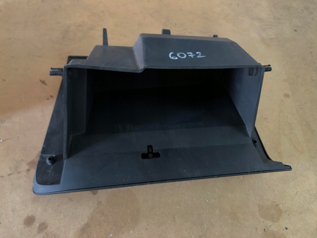 фото №2, Ford ka+ plus 16- бардачок