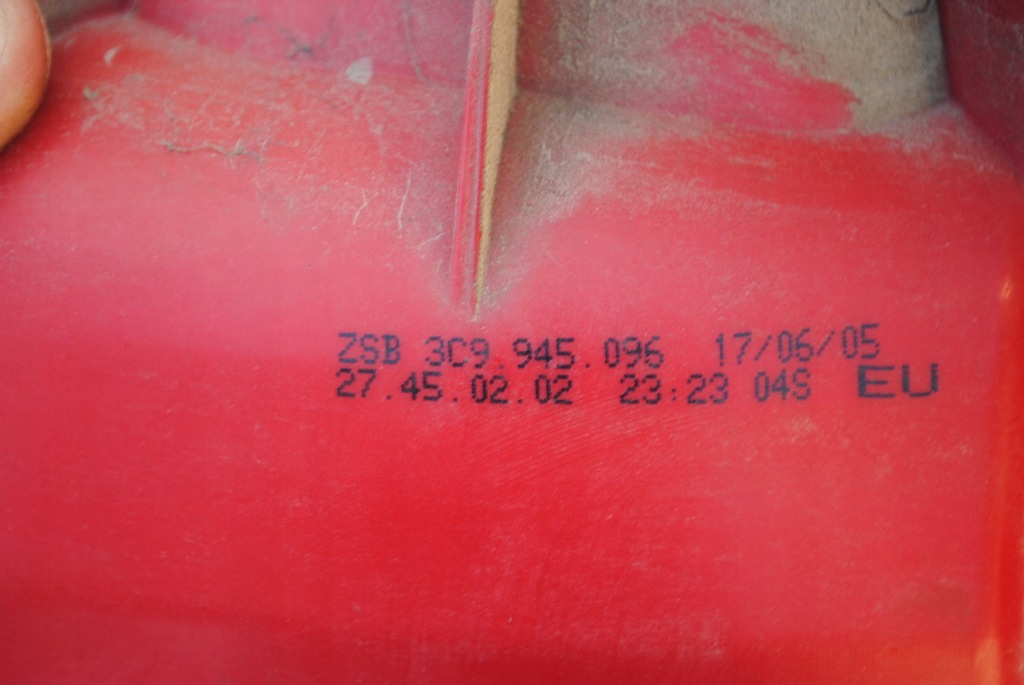 фото №9, Лампа права задня 3c9945096 vw passat b6