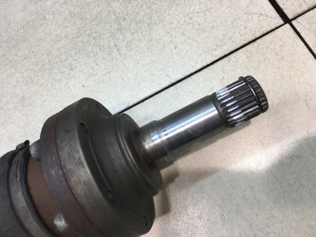 Привідний вал ліва короткий lancia ypsilon 2 1.3 jtd Недорого