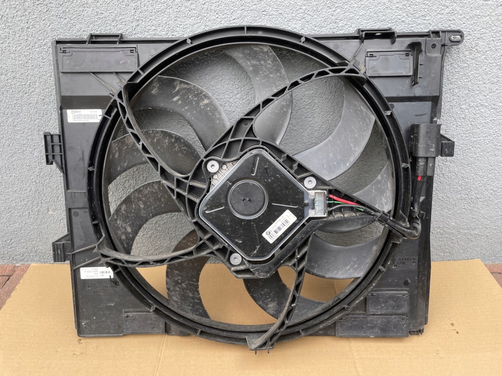 фото №1, Bmw 1 f20 2.0i вентилятор радіатора корпус