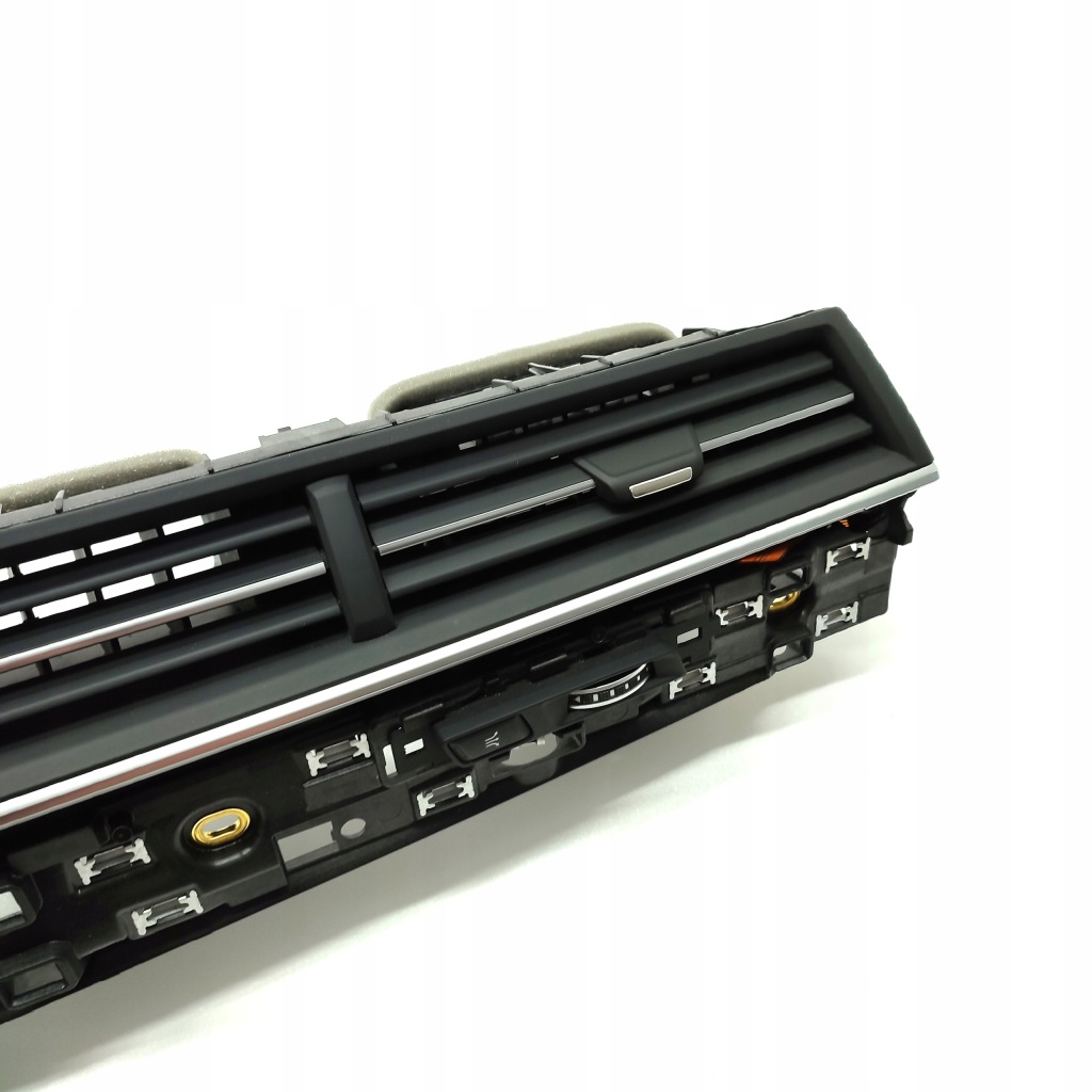 фото №4, Audi q7 4m решётка обдув средняя 4m1820902