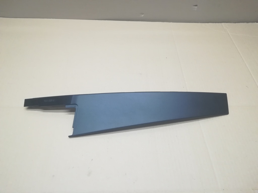 фото №1, Bmw f40 молдинг захист двері ліва 7452376