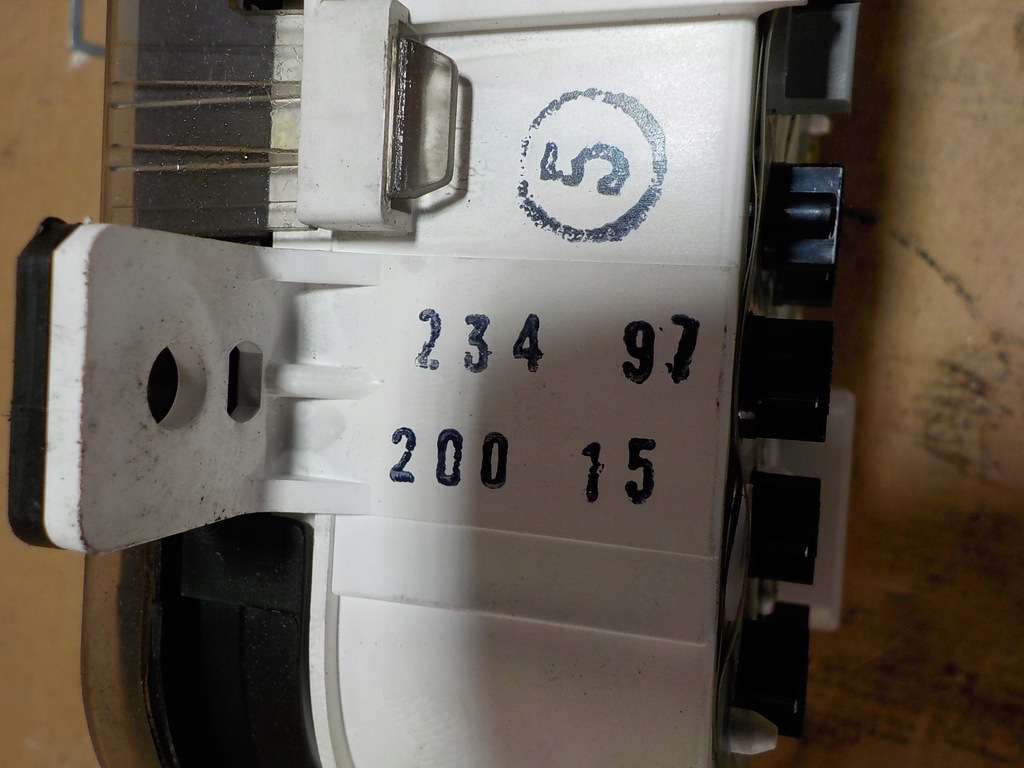 фото №5, Volvo s40 1.8 счетчик obrotomierz 30862000