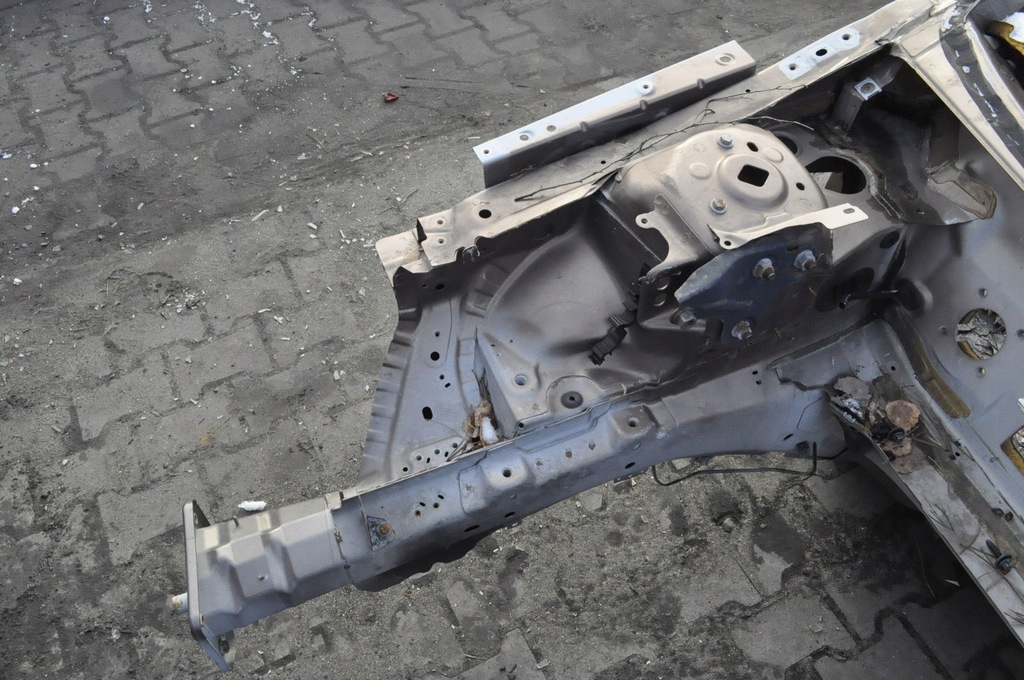 фото №6, Volvo xc60 i четверть лонжерон правая перед