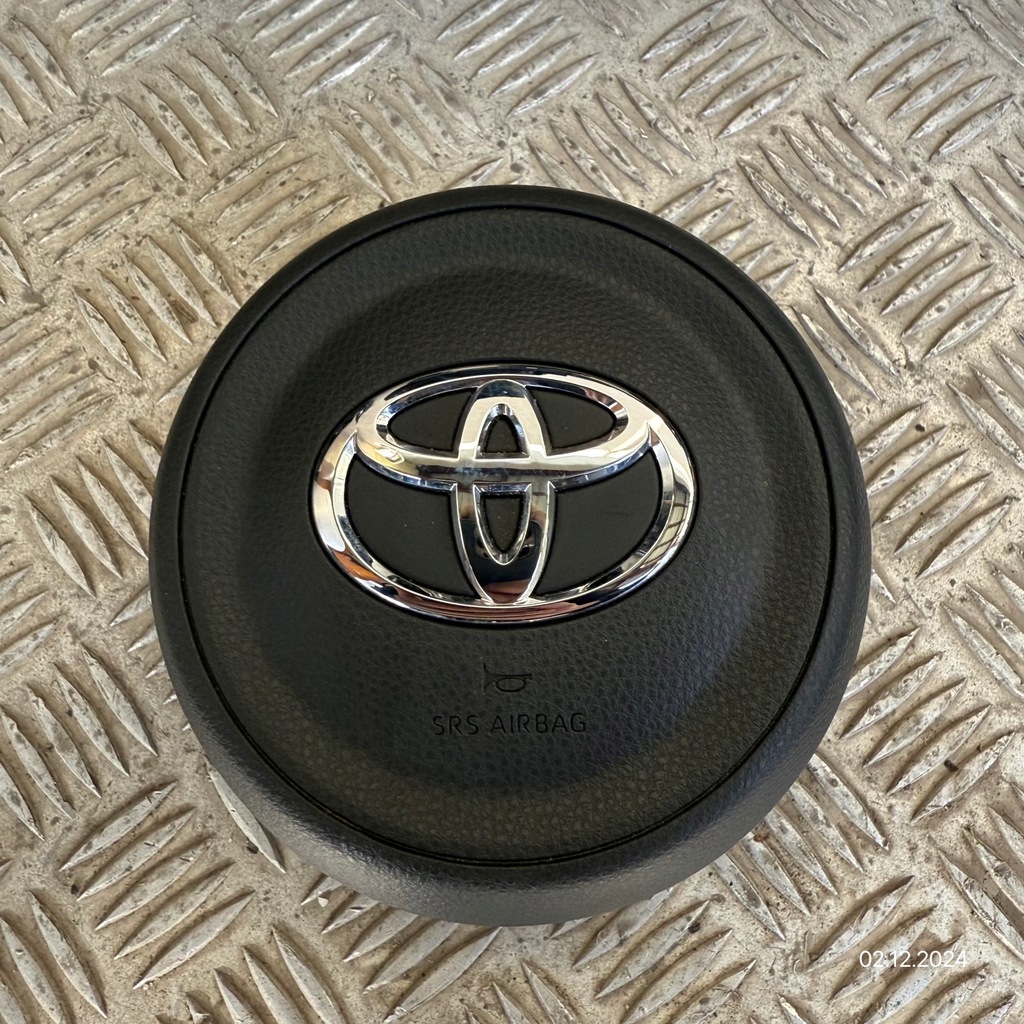 фото №5, Приборная панель комплектная подушка безопасности консоль ремни приборная панель toyota yaris cross 2023 rok