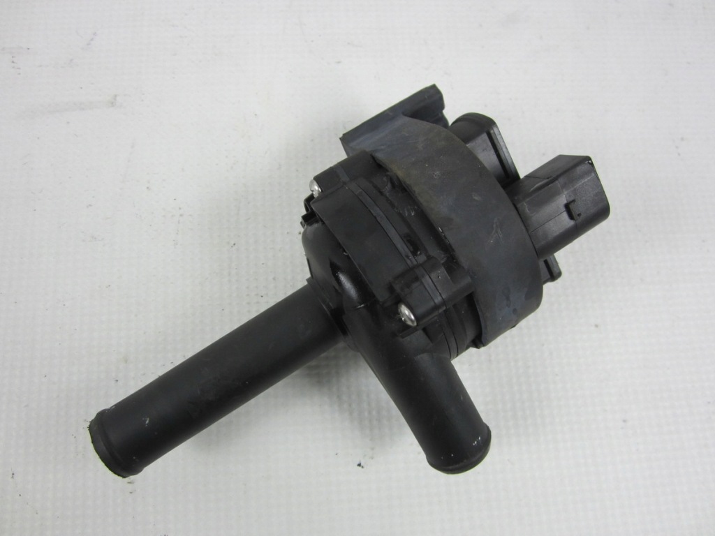 фото №1, Помпа води mercedes w221