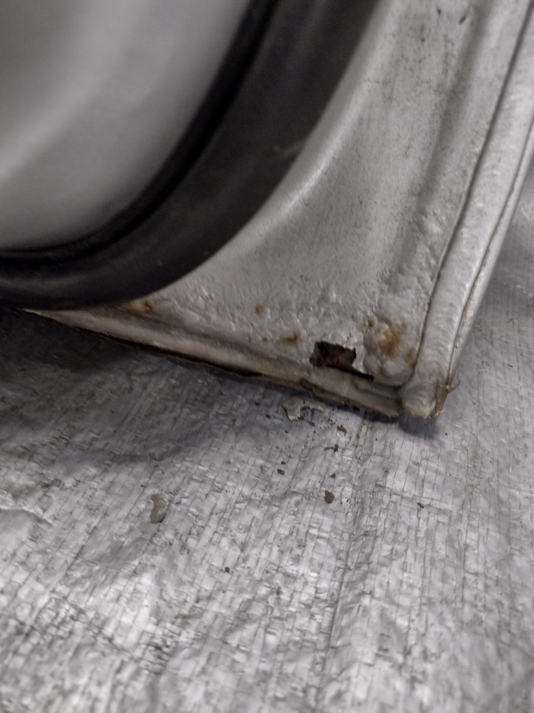 фото №16, Дверь левая задние bmw e46 sedan k: titansilber металлик 354