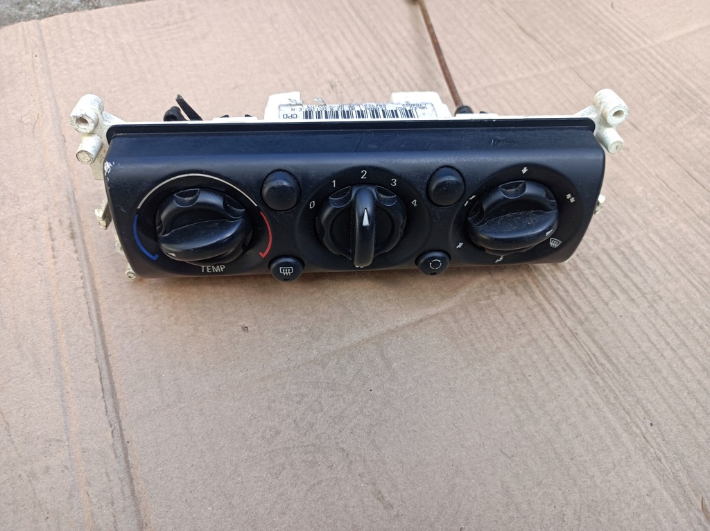 фото №1, Панель обдув mini cooper one bez ac