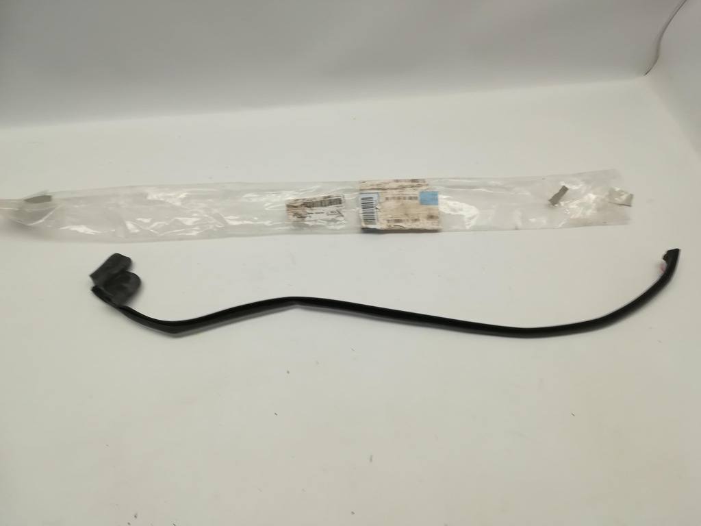 фото №1, Оригінальна прокладка лівих двері bmw 8 g16