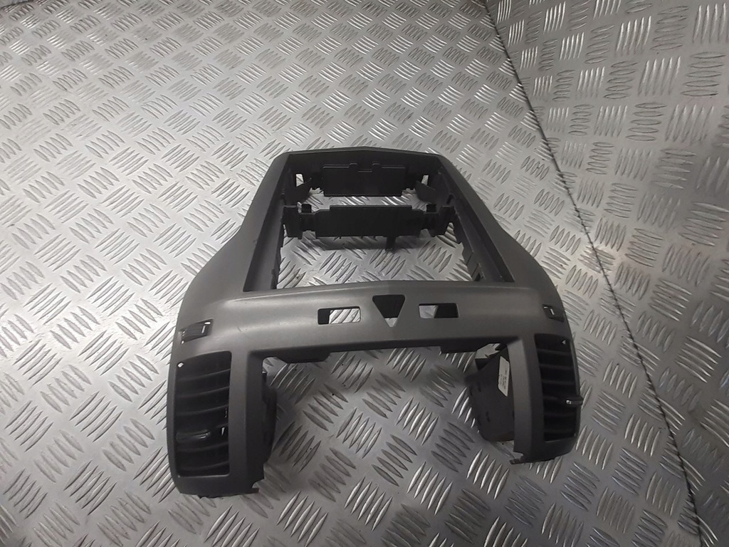 фото №1, Рамка радио opel zafira b 1.9 cdti