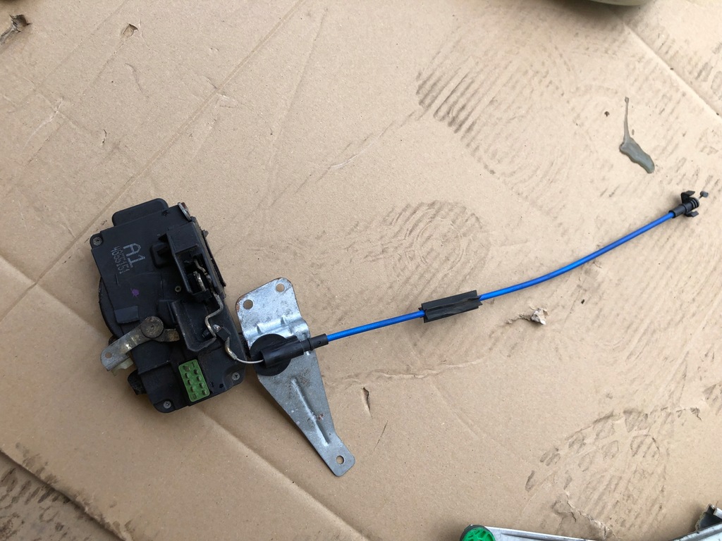 фото №1, Лівий передній замок двері saab 95 4855151