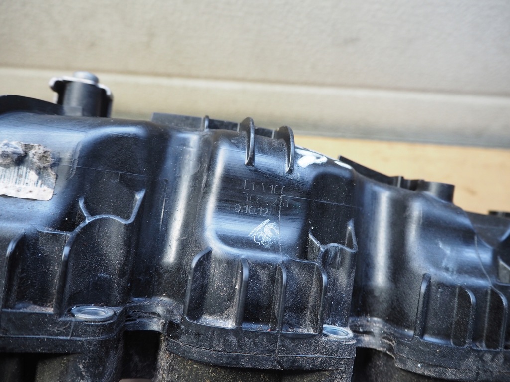 фото №6, Коллектор всасывающий vw 1051359s03