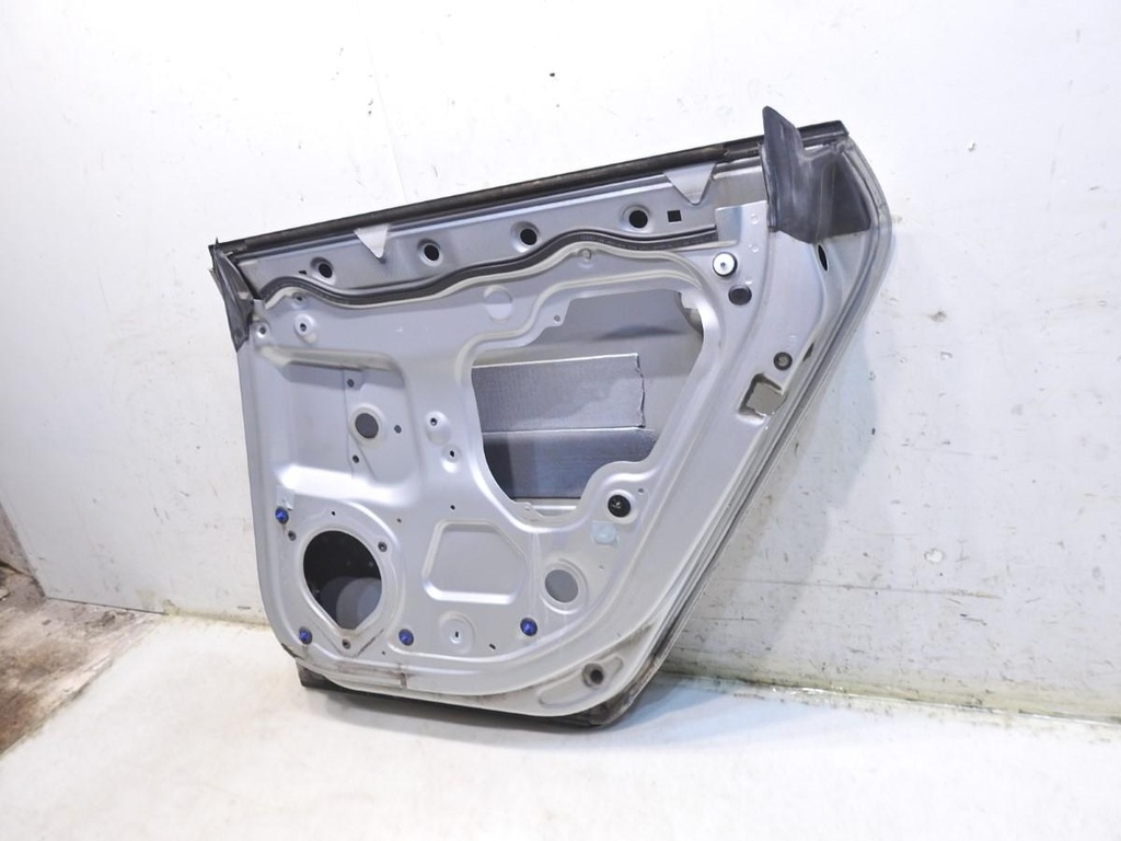 фото №8, Дверь правый задняя lx7w audi a3 8p sportback