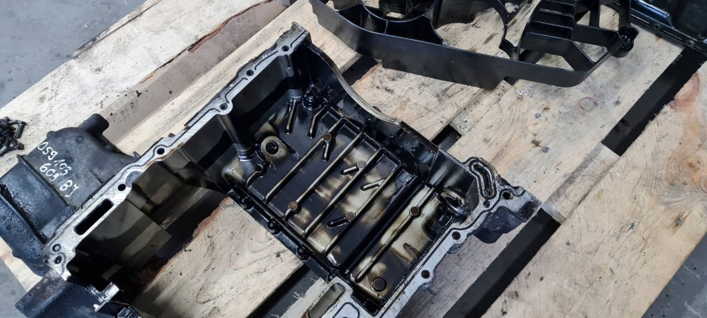 A6 c6 рестайлинг  корпус основание поддон масла масляная 3.0 tdi 059103602d Недорого