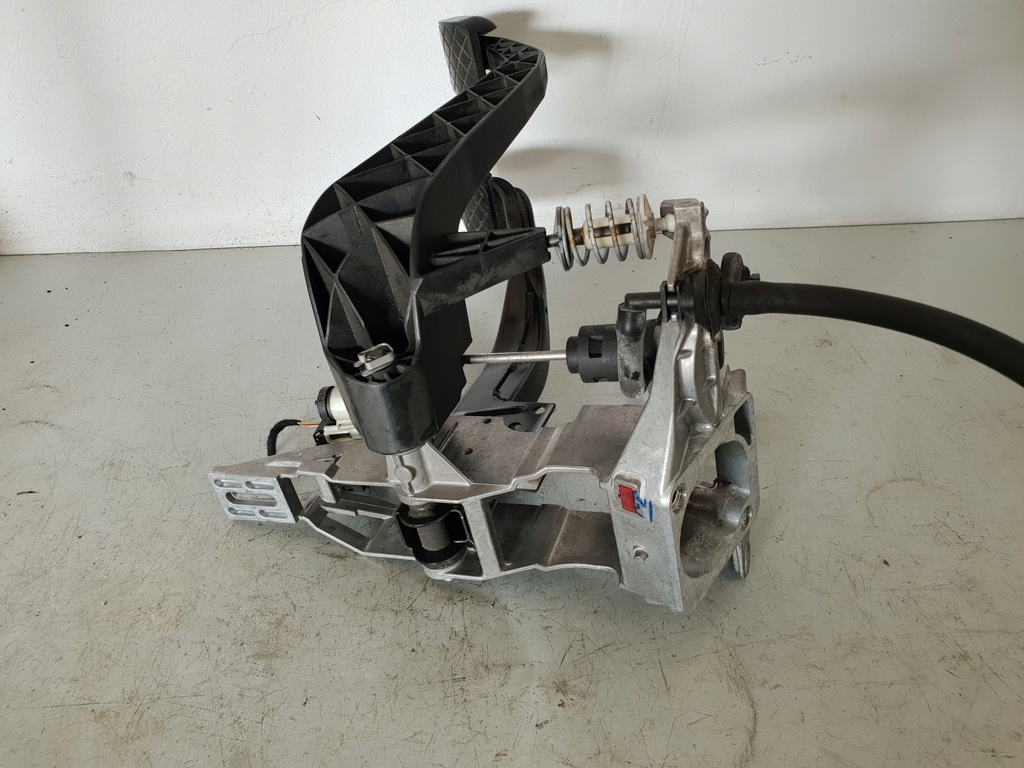 фото №6, Audi a4 b6 04r педали pedaliera europa механическая коробка передач