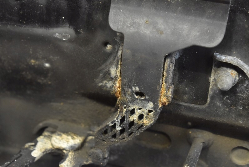 фото №16, Капот крышка двигателя audi a6 c6 sedan 06r