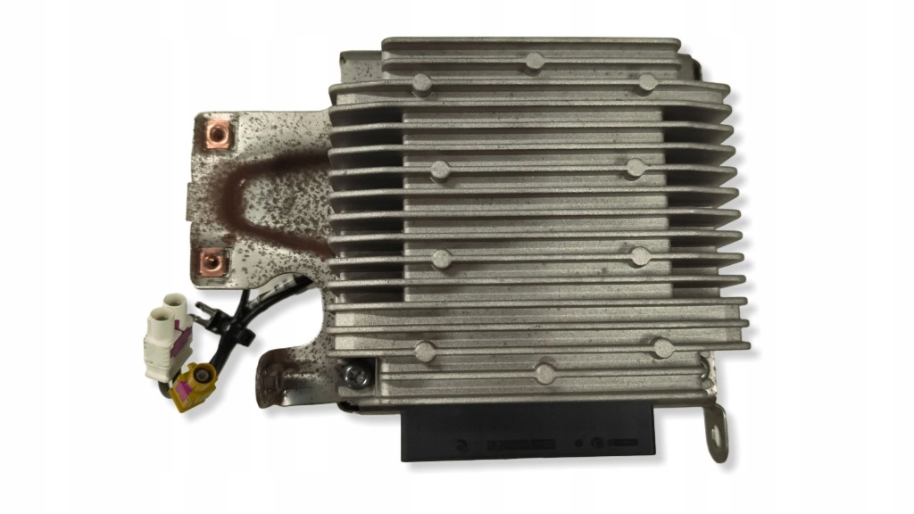 Купити Станція мультимедійна tesla model s 105232200b