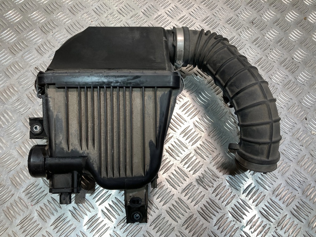 фото №1, Корпус фильтра воздуха sx4 s-cross 13- 1.0