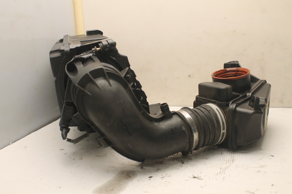 фото №12, Фильтр воздухозаборник воздуха mercedes w203 1.8