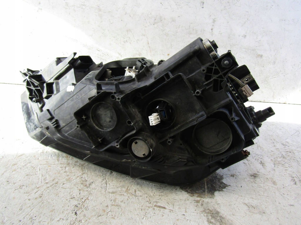 фото №15, Vw golf sportsvan лампа правая перед 14-18r 517941032b