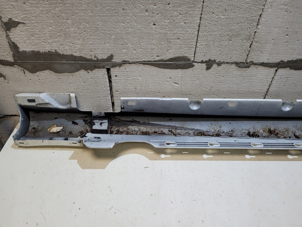 фото №7, Молдинг поріг ліва mercedes e w 207 amg coupe cabrio