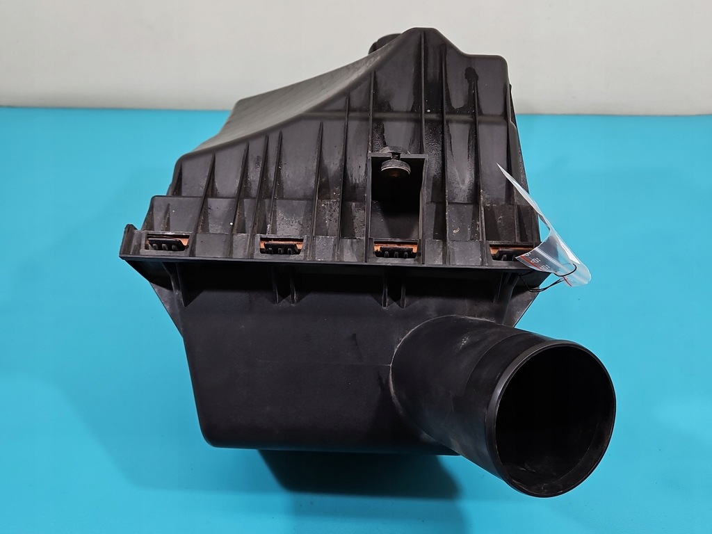 фото №8, Корпус фильтра воздуха jeep grand cherokee iii wk 3.7 v6