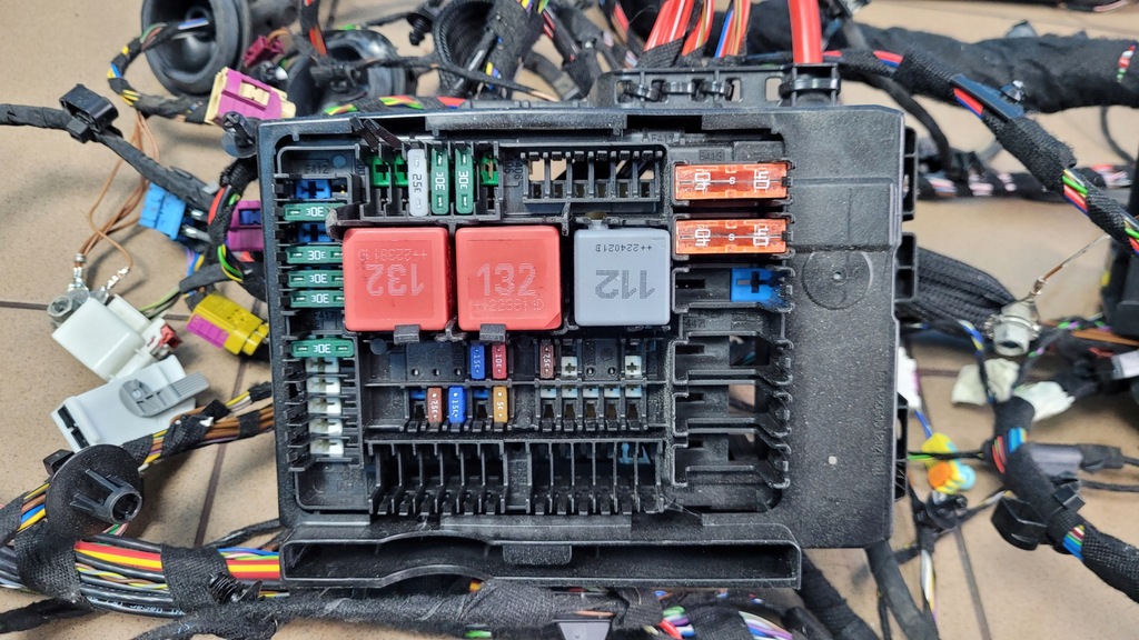 фото №5, Mercedes eqe w295 350+ 23r жгут электропроводка салона