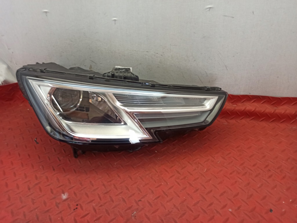 Audi q7 full led 4m європа 034 гарний стан фара правий Оригінал