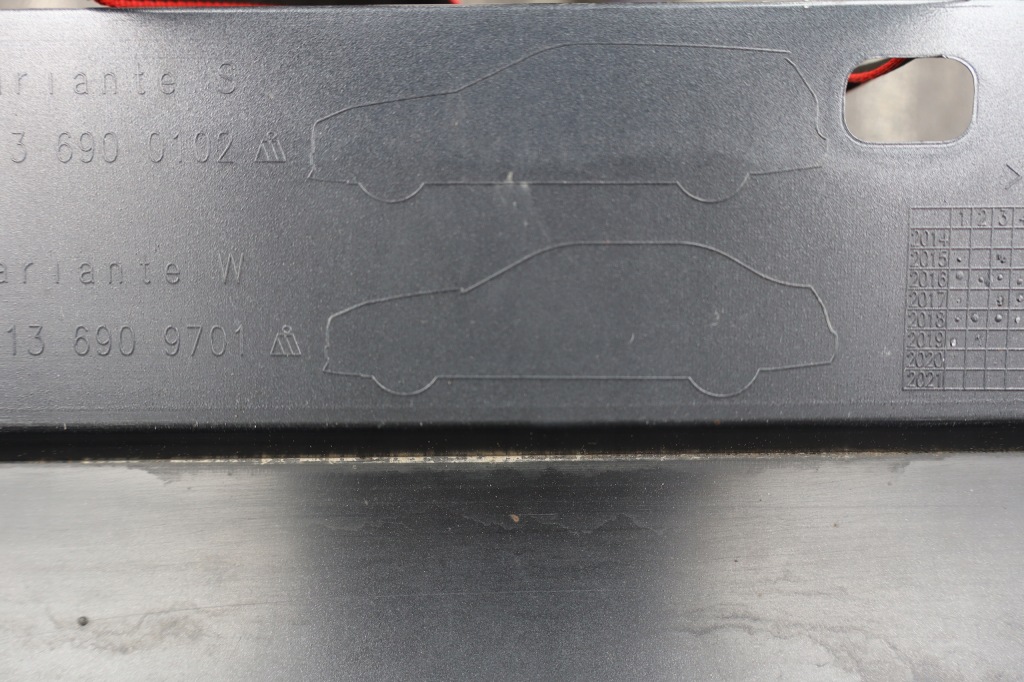 Молдинг порог порог левая mercedes e-klasa amg w213 a2136900102 a2136909701 с Разборки