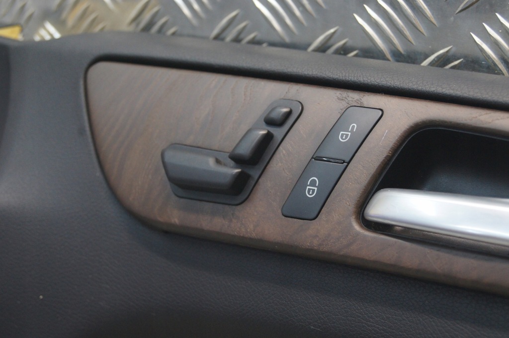 фото №6, Mercedes w166 ml350 обшивка двері правий перед