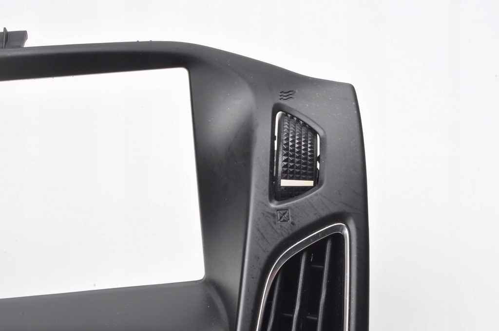 фото №2, Ford focus mk3 lift рамка радио f1eb-18835-n