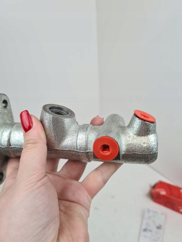 Купити Насос гальмівна trw pmd119 renault 16 12 m16x1,5