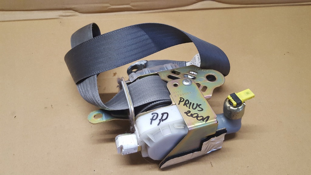 фото №1, Prius ii pas безопасности правый перед 7l7240-p
