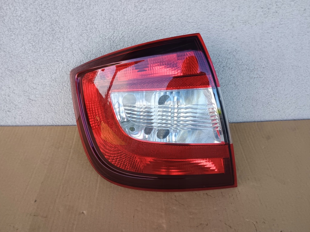 фото №5, Лампа задня задня ліва skoda rapid оригінал оригінальний номер 5jh945095a