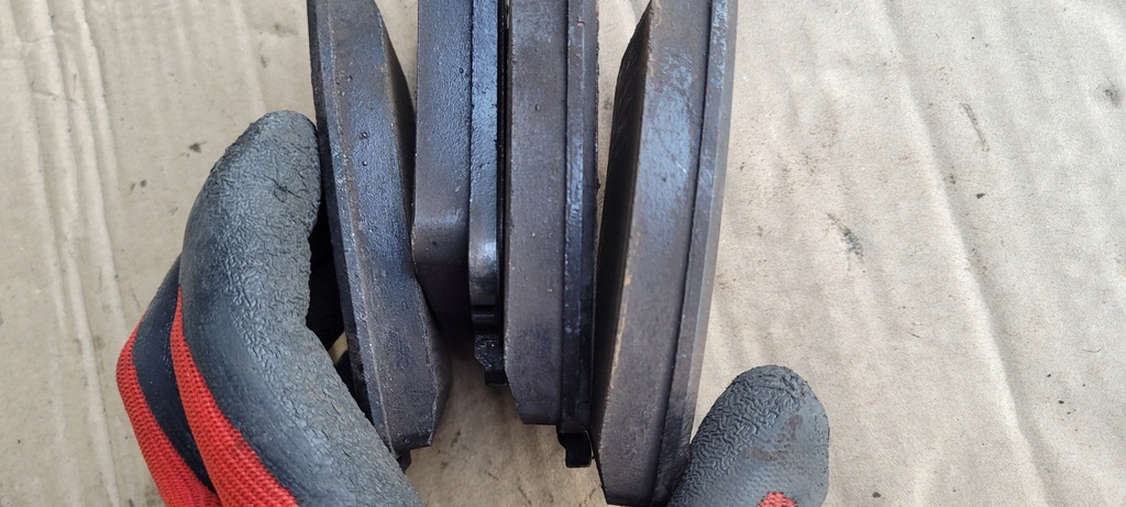 фото №7, A6 c7 4g a7 гальмівні колодки гальмівні 330mm задня 3.0 tfsi s4 b8 sq5 s5